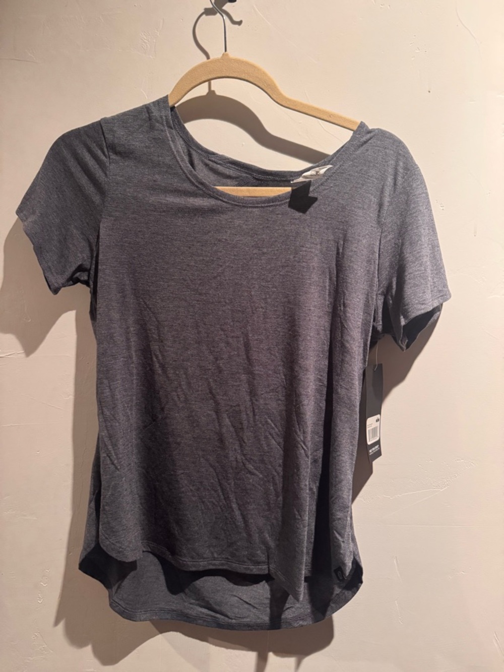 Bally Total Fitness Women's Short Sleeve Crewneck active Top in Heather Gray